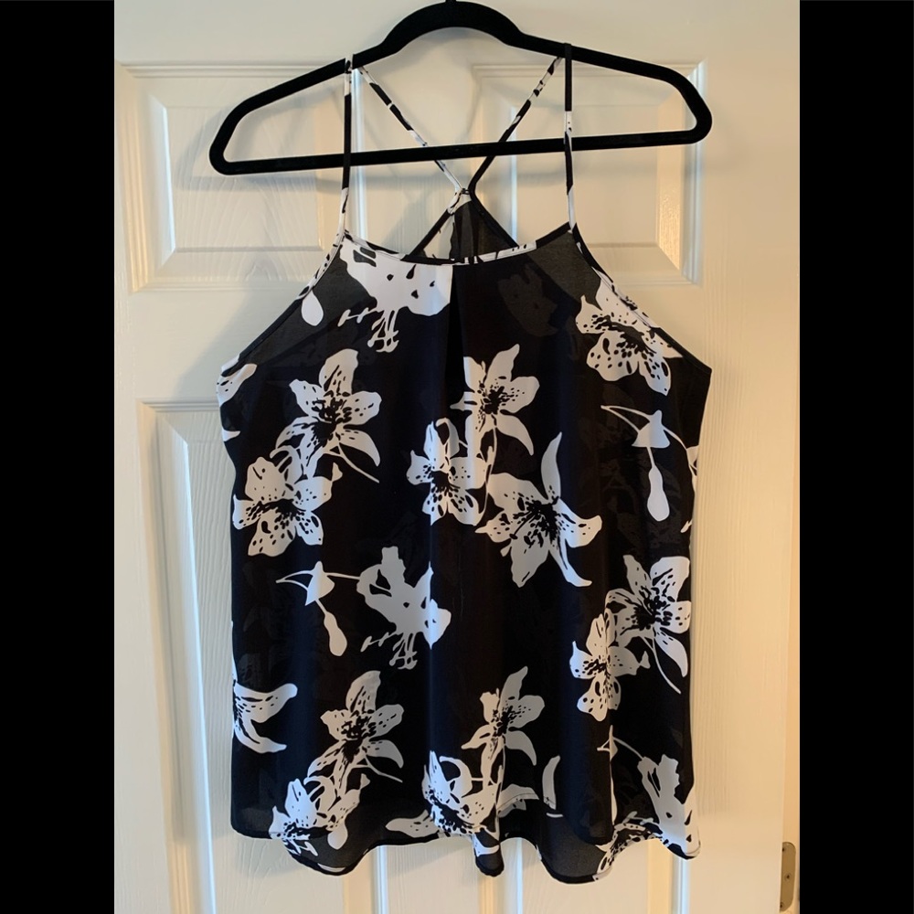 Strappy halter / camisole top